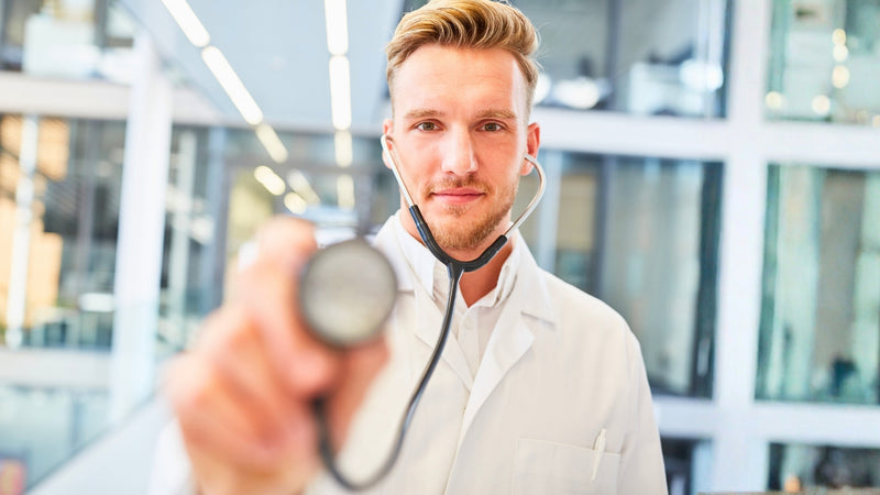 Medicina Interna: La base del cuidado integral de la salud